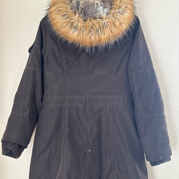 1 Madison Expedition | Women's Full-Zip Faux Fur Hooded Jacket - SIZE SMALL - Picture 2 of 7